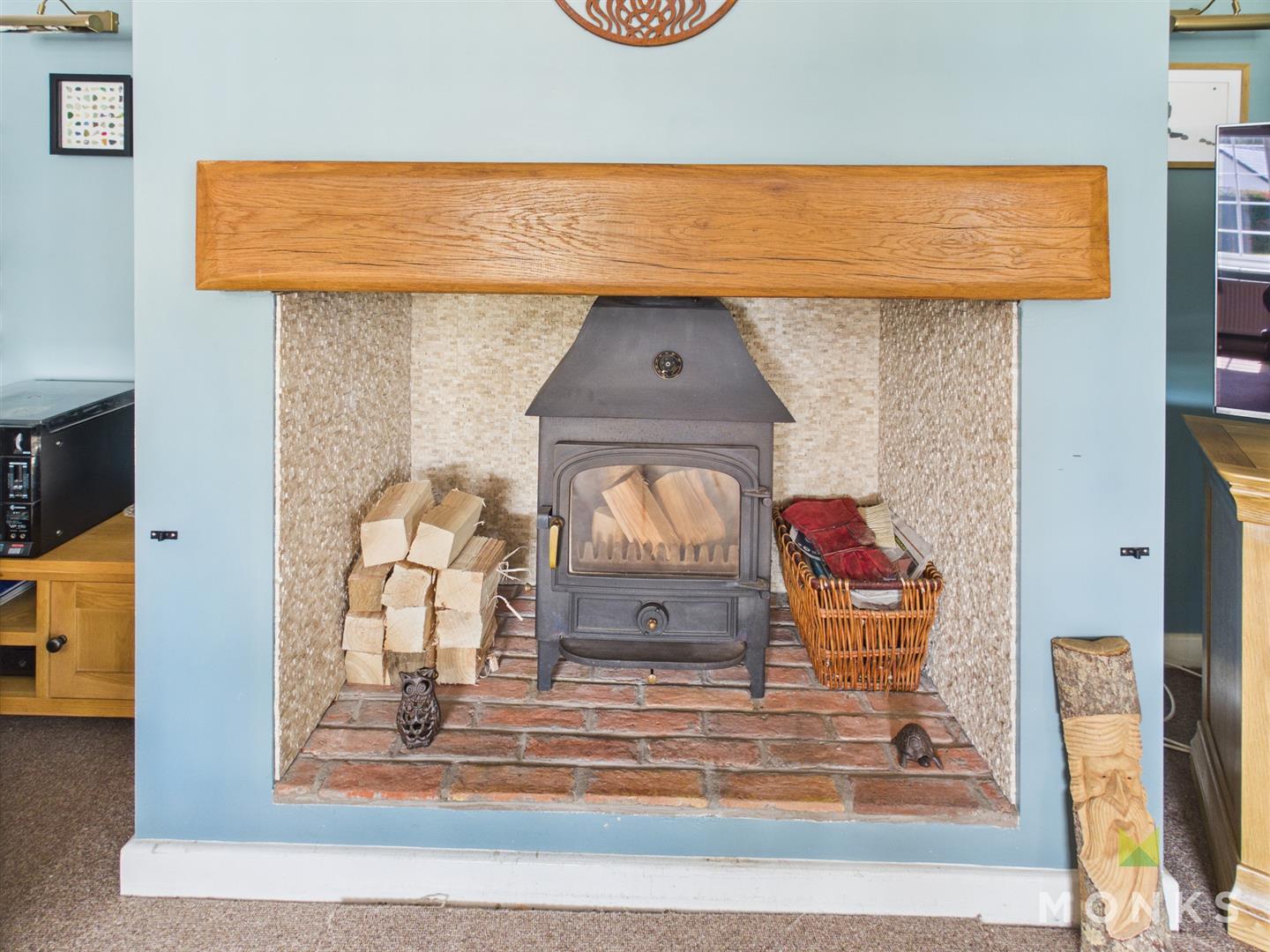 Croft Cottage St. Martins Moor, Oswestry, SY10 7BQ SSTC Croft Cottage St. Martins Moor, Oswestry, SY10 7BQ SSTC